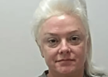 Se filtraron los escalofriantes chats de una enfermera que sedaba a sus pacientes por “diversión y despecho”