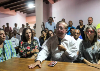 César Pérez Vivas reafirmó su apoyo a María Corina Machado