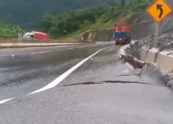Bolivia inauguró una autopista china, pero la obra presenta fallas estructurales: Evo Morales y Luis Arce son responsables