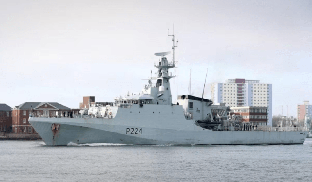 Régimen de Maduro ve como una “amenaza” la llegada de un buque de guerra británico a Guyana