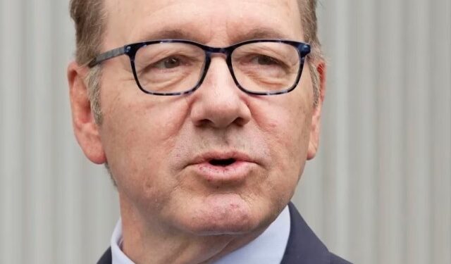 Kevin Spacey y su extraño mensaje de Navidad: “Netflix existe gracias a mí”