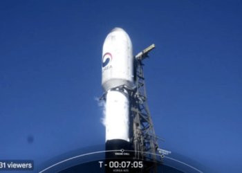 Seúl lanzó su primer satélite espía militar para replicar a Pionyang