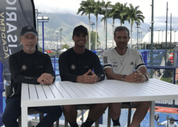 Entrenadores de tenis argentinos ofrecieron una vibrante Master Class en Caracas
