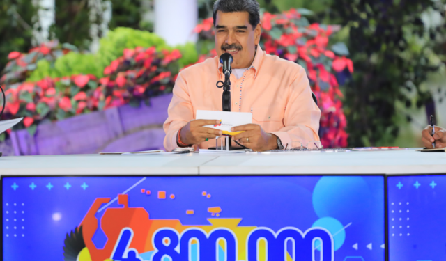 Maduro prometió construir casas en el Esequibo mientras el resto de Venezuela sufre crisis habitacional