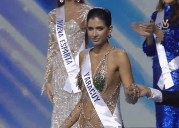 En VIDEO: Miss Yaracuy trastabilló debido a los nervios, pero Maite Delgado acudió al rescate