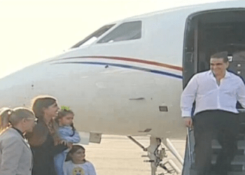 En imágenes: Alex Saab fue recibido por Cilia Flores en Maiquetía tras volver a pisar suelo venezolano