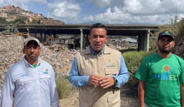 Chavismo emprendió cacería de zamuros debido a sobrepoblación en lugares de desechos