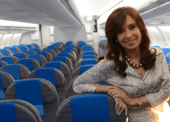 Gobierno de Javier Milei venderá dos aviones que usaba Cristina Kirchner