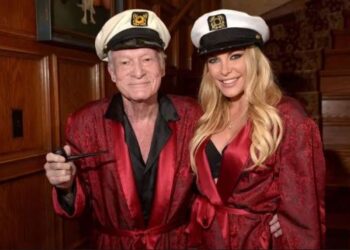 Viuda de Hugh Hefner contó cómo se vivía la Navidad en la mansión Playboy