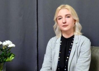 Quién es Ekaterina Duntsova, la mujer que desafía el poder de Vladimir Putin