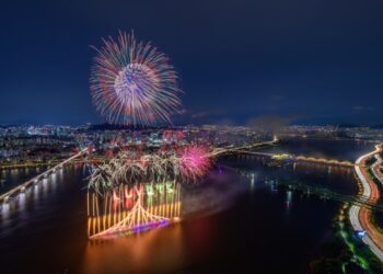 EN IMÁGENES: Así fue la celebración por la llegada del Año Nuevo en Seúl