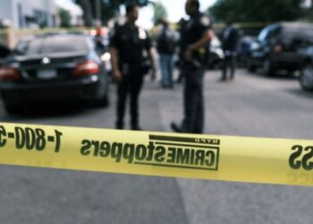 Terror en Nueva York: mujer se despertó con un ladrón en su cama que tenía “motivos sexuales”