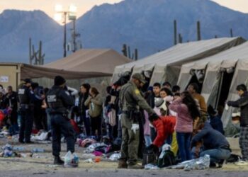 Biden y el Congreso están considerando cambios en inmigración: ¿cuáles son y qué podrían significar?