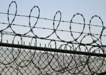 “Cruel y despreciable”: Exoficial penitenciario abusó sexualmente de dos reclusas en una cárcel de California