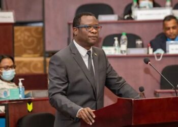 Principal diplomático del chavismo conversó vía telefónica con su homólogo guyanés (Comunicado)