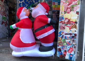 It feels like Christmas, but… can a Venezuelan afford the Christmas festivities? (IMAGES)