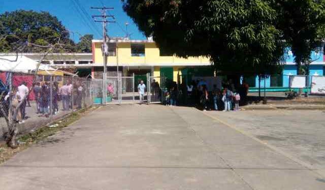 Poca afluencia de votantes se registró en San Juan de los Morros este #3Dic (FOTOS)