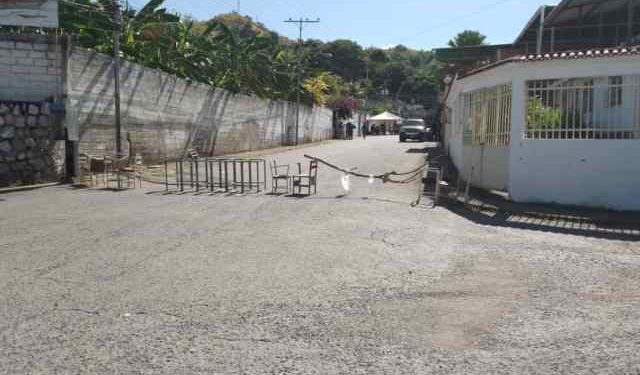 “Pelados”… así se encuentran los centros de votación en Guárico