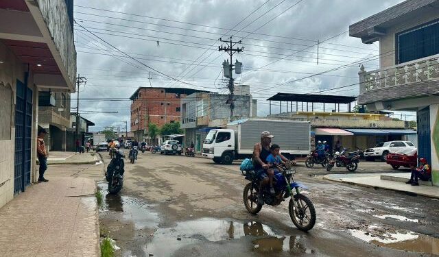 In Tumeremo, deep in Venezuela’s south-east, the battle is not for the Essequibo but for a decent life