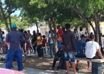 Pescadores de Punta Cardón esperan por indemnización de Pdvsa