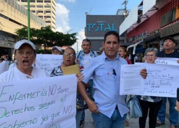 Enfermeros en Carabobo denuncian que no tendrán “Navidades felices”