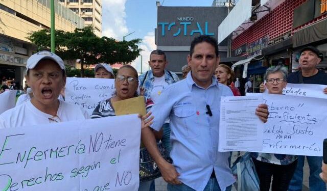 Enfermeros en Carabobo denuncian que no tendrán “Navidades felices”