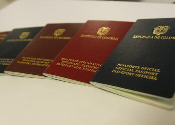 Cancillería colombiana y empresa de pasaportes no concilian para resolver una disputa