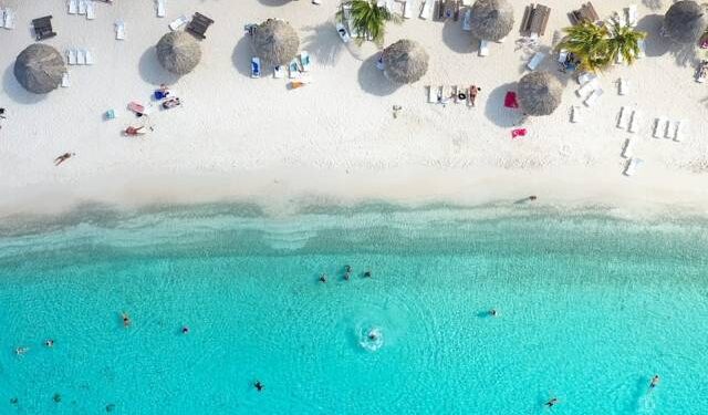 Aumentó en 362% el número de venezolanos que viajaron a Curazao tras la reapertura de la frontera