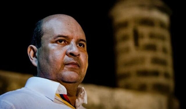 Audiencia para reiniciar juicio contra el periodista Roland Carreño fue diferida para el #22Ene