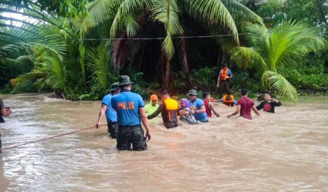 Más de 11 mil evacuados por una tormenta en el sur de Filipinas