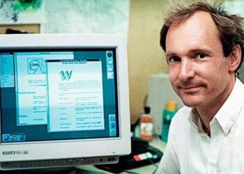 Esta es la primera página web del mundo, sigue funcionando y así puedes acceder