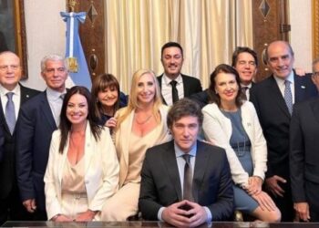 Hecho inédito: nuevos ministros de Javier Milei tomaron juramento sin transmisión en vivo ni periodistas