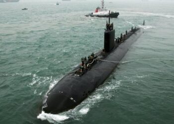 Hallan objeto que “va más rápido que la velocidad del sonido bajo el agua” a bordo de submarino de EEUU