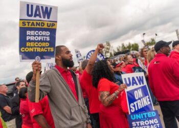 Producción industrial creció en EEUU tras el fin de las huelgas del sector automotor