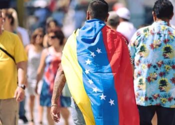 La población inmigrante en Uruguay creció por primera vez en un siglo, impulsada por venezolanos y cubanos