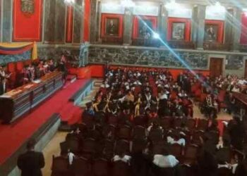 Pese a la crisis educativa, la ULA graduó nuevos profesionales