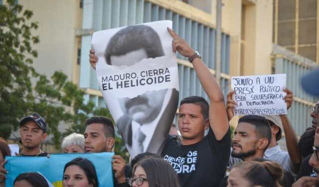 Activistas protestaron en Maracaibo para exigir una Navidad Sin Presos Políticos
