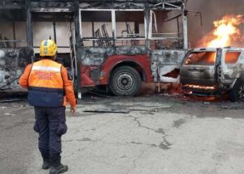 Heridos del accidente de la autopista GMA fueron trasladados a varios hospitales de la Gran Caracas