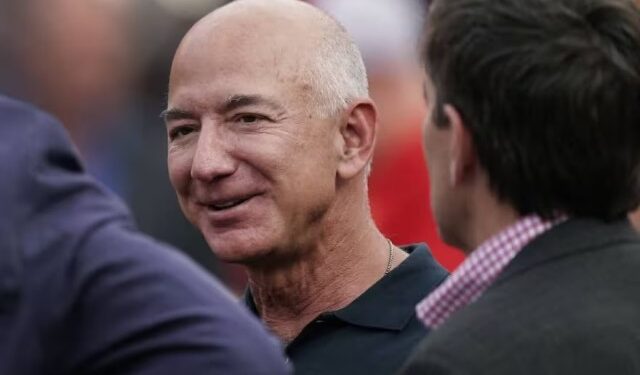 Se filtró el polémico contrato que Jeff Bezos le hizo firmar a su ex ama de llaves