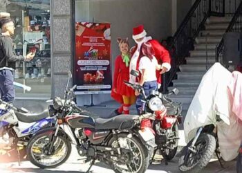 Comerciantes merideños se las ingenian para mejorar ventas durante asueto navideño