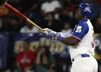 Yasiel Puig se llevó los honores del Jugador de la Semana en la Lvbp
