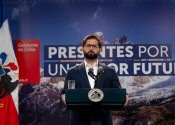 Los chilenos rechazan por segunda vez cambiar la Constitución, presidente Boric descarta un tercer intento en su mandato