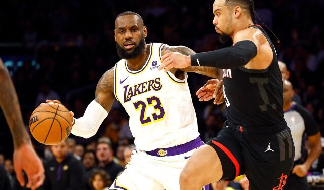 El tiro imposible de 360 grados que logró LeBron James y del que habla toda la NBA