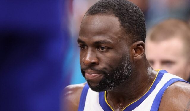 NBA suspendió a Draymond Green por tiempo indefinido tras golpear a un rival