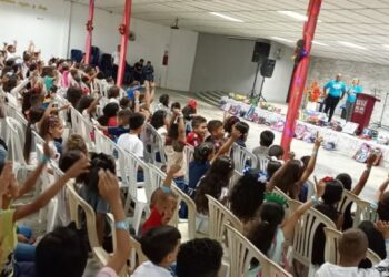 Entregan juguetes a unos 200 niños de San Vicente en Aragua