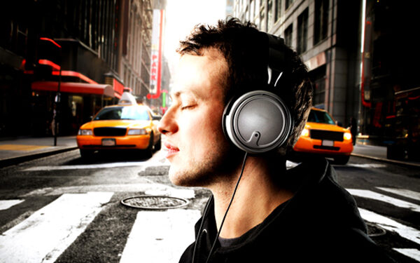 El consumo de música, en máximos históricos, según un informe de la industria