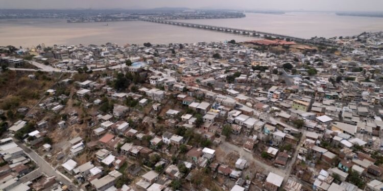 Ecuador: muere la madre de cuatro menores asesinados por error en Guayaquil