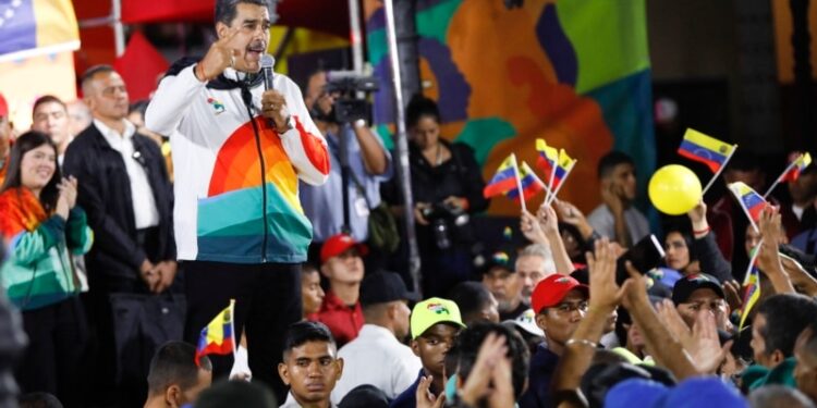 ¿Cómo queda la candidatura de Maduro luego del referendo sobre el Esequibo?