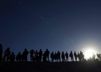 “Lo iban a cortar por pedacitos”: migrantes narran secuestros, piden reprogramar citas de CBP One en Tijuana