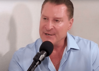 Mantuvo una aventura con la esposa de un mafioso y terminó convirtiéndose en un asesino a sueldo de la mafia